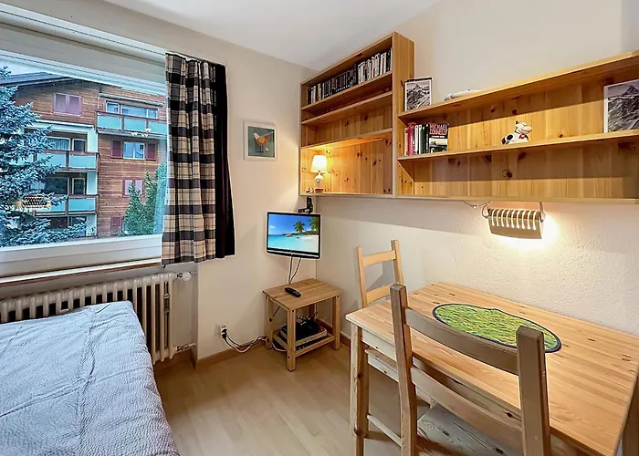 Daire Haus Cresta - Paradise- Swiss Alps