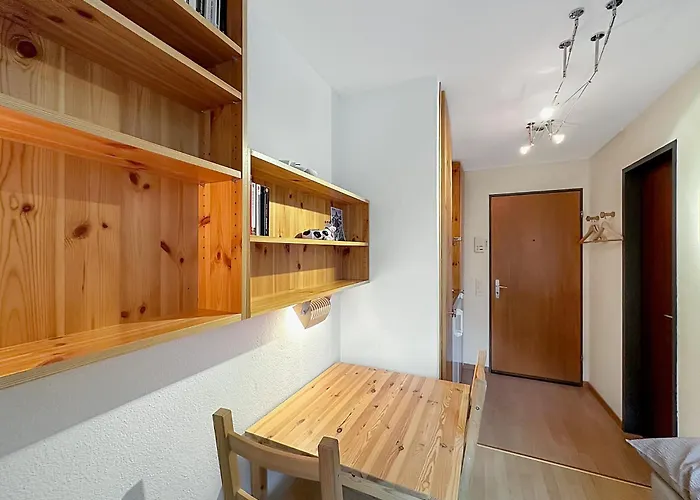 Daire Haus Cresta - Paradise- Swiss Alps *