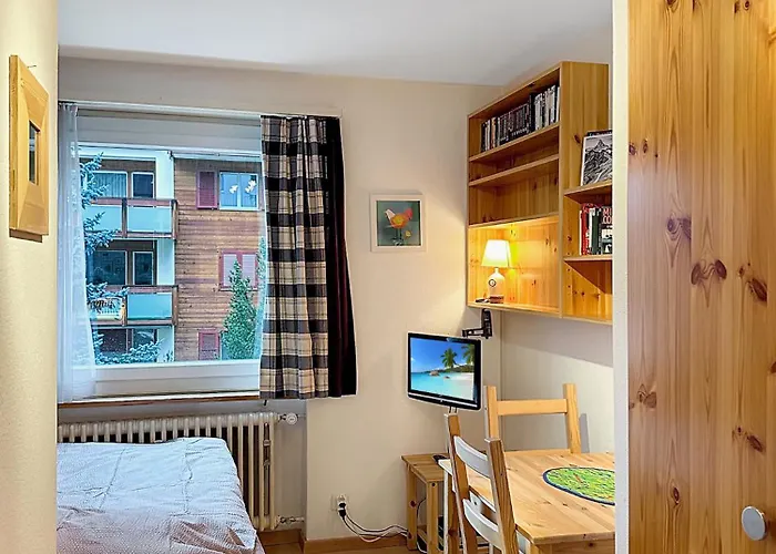 Haus Cresta - Paradise- Swiss Alps شقة *